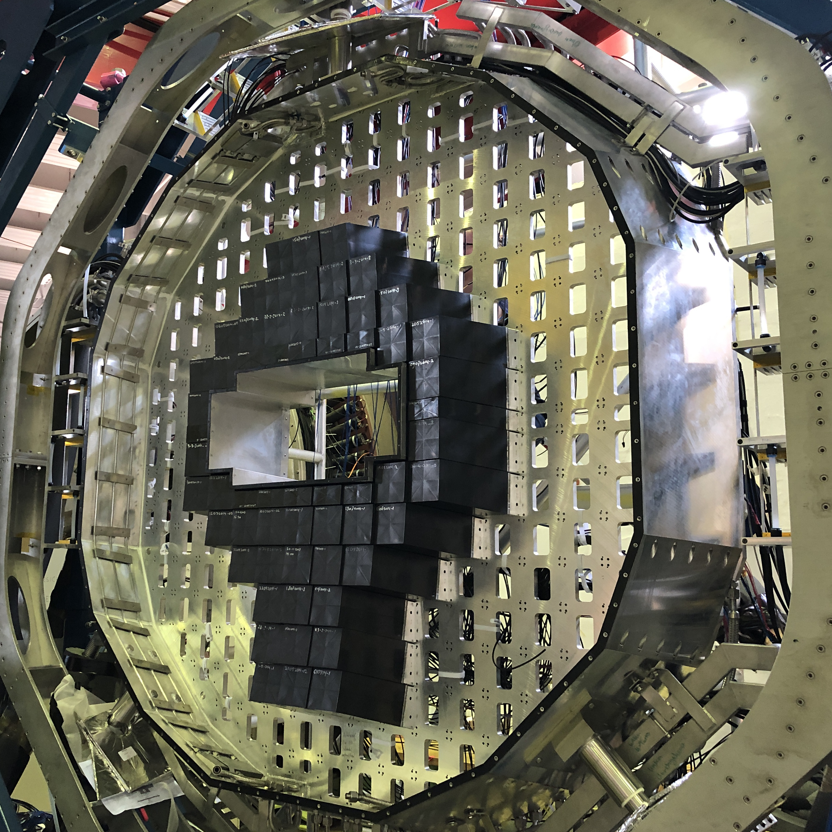 Detector hardware work
